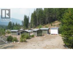 Primary Bedroom - 4820 Highway 33, Beaverdell, BC V0H1A0 Photo 12