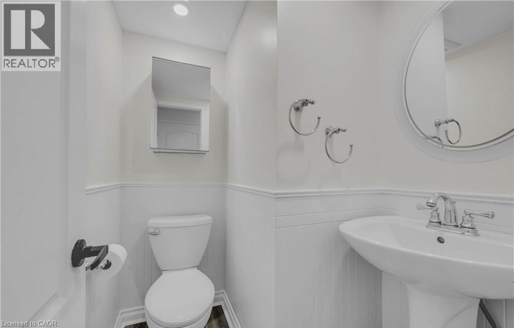 191 STIRLING MACGREGOR Drive - 17