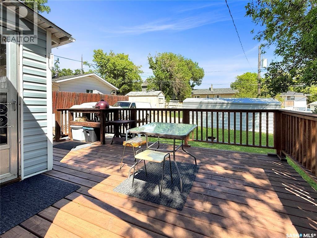 371 9th AVENUE NW - Image 4