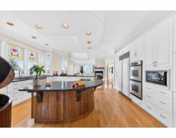 14139 Marine Drive, White Rock, BC V4B1A6 Photo 15