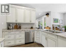 3831 Creekside Dr, Bowser, BC V0R1G0 Photo 22