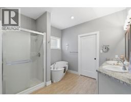 3831 Creekside Dr, Bowser, BC V0R1G0 Photo 29