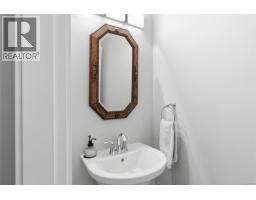 3831 Creekside Dr, Bowser, BC V0R1G0 Photo 37