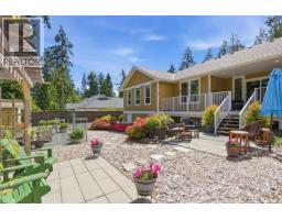 Primary Bedroom - 3831 Creekside Dr, Bowser, BC V0R1G0 Photo 8