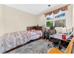 14139 Marine Drive, White Rock, BC V4B1A6 Photo 23