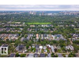 9026 92 St Nw, Edmonton, AB T6C3R2 Photo 36