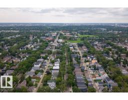9026 92 St Nw, Edmonton, AB T6C3R2 Photo 37