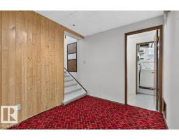 9026 92 St Nw, Edmonton, AB T6C3R2 Photo 23