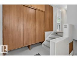 9026 92 St Nw, Edmonton, AB T6C3R2 Photo 22