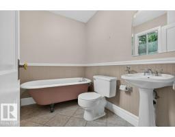 9026 92 St Nw, Edmonton, AB T6C3R2 Photo 14