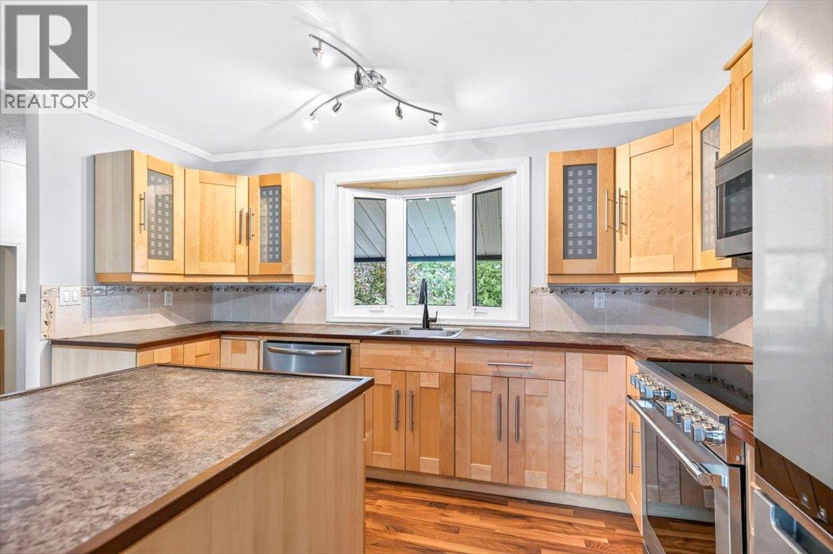 831 Michel Road - 10