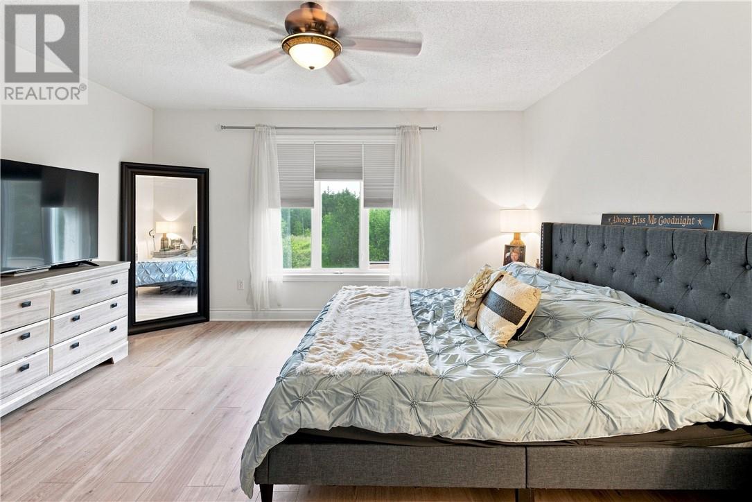 312 Braemore Cres - Image 29