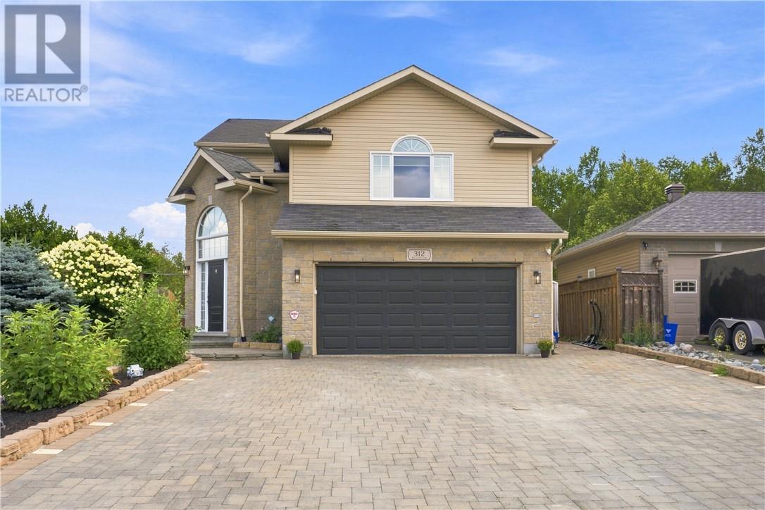 312 Braemore Cres - 3