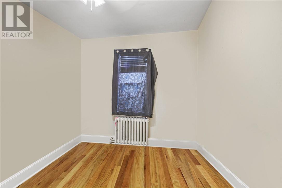355 Cartier Avenue - Image 8