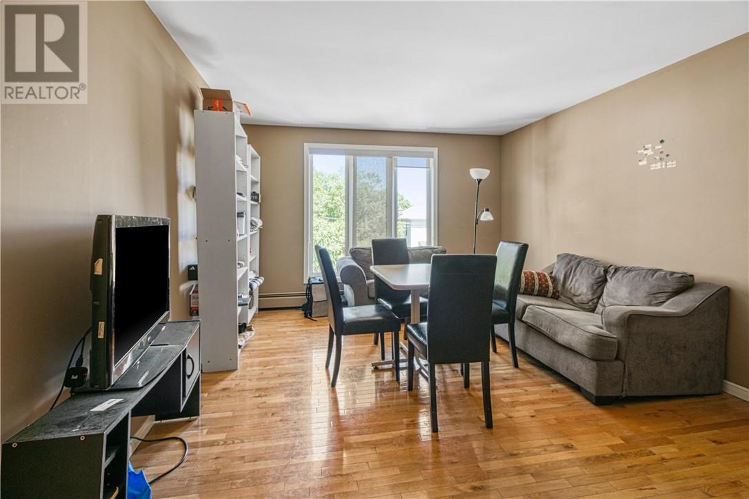 355 Cartier Avenue - 23