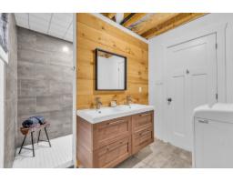 16 Ch. De La Perdrix, Val Des Monts, QC J8N7A1 Photo 41