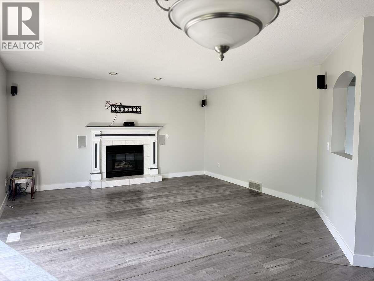 877 Springside Court - 16