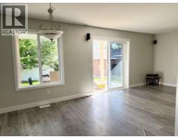 877 Springside Court, Kelowna, BC V1W3L8 Photo 17