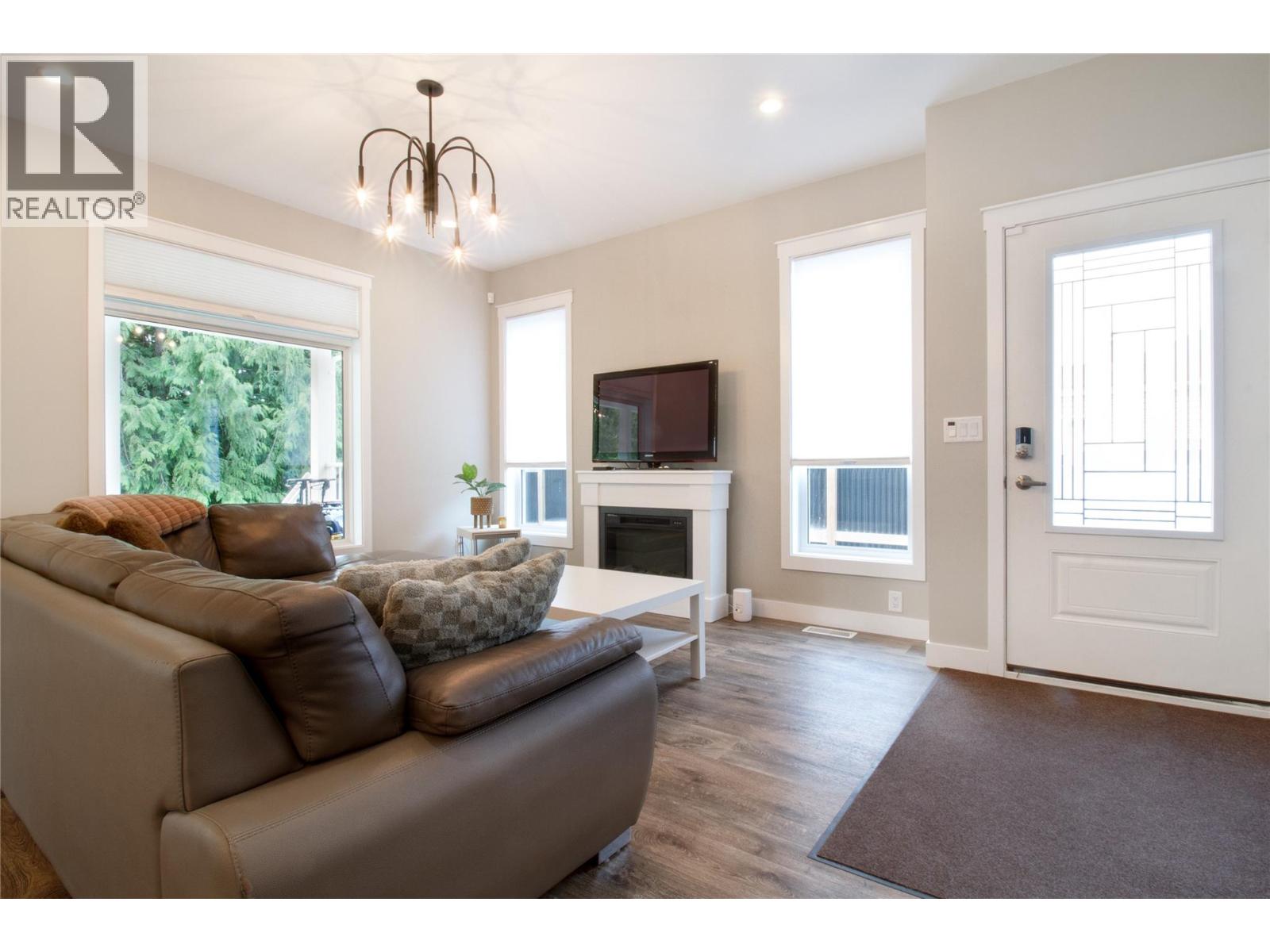 16 Johnson Way - Image 5