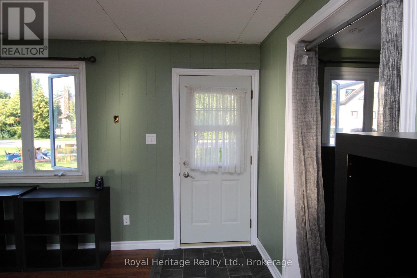 137 BAYSHORE ROAD - 4