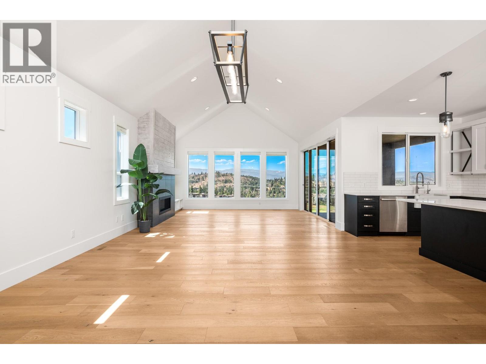 225 Dominion Way, Vernon