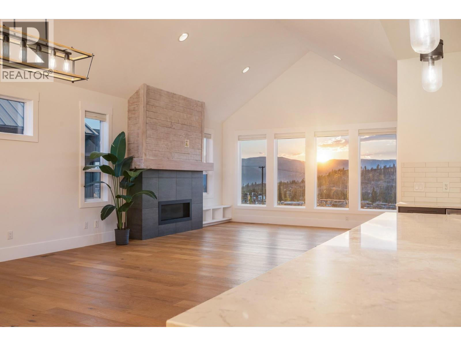 225 Dominion Way, Vernon