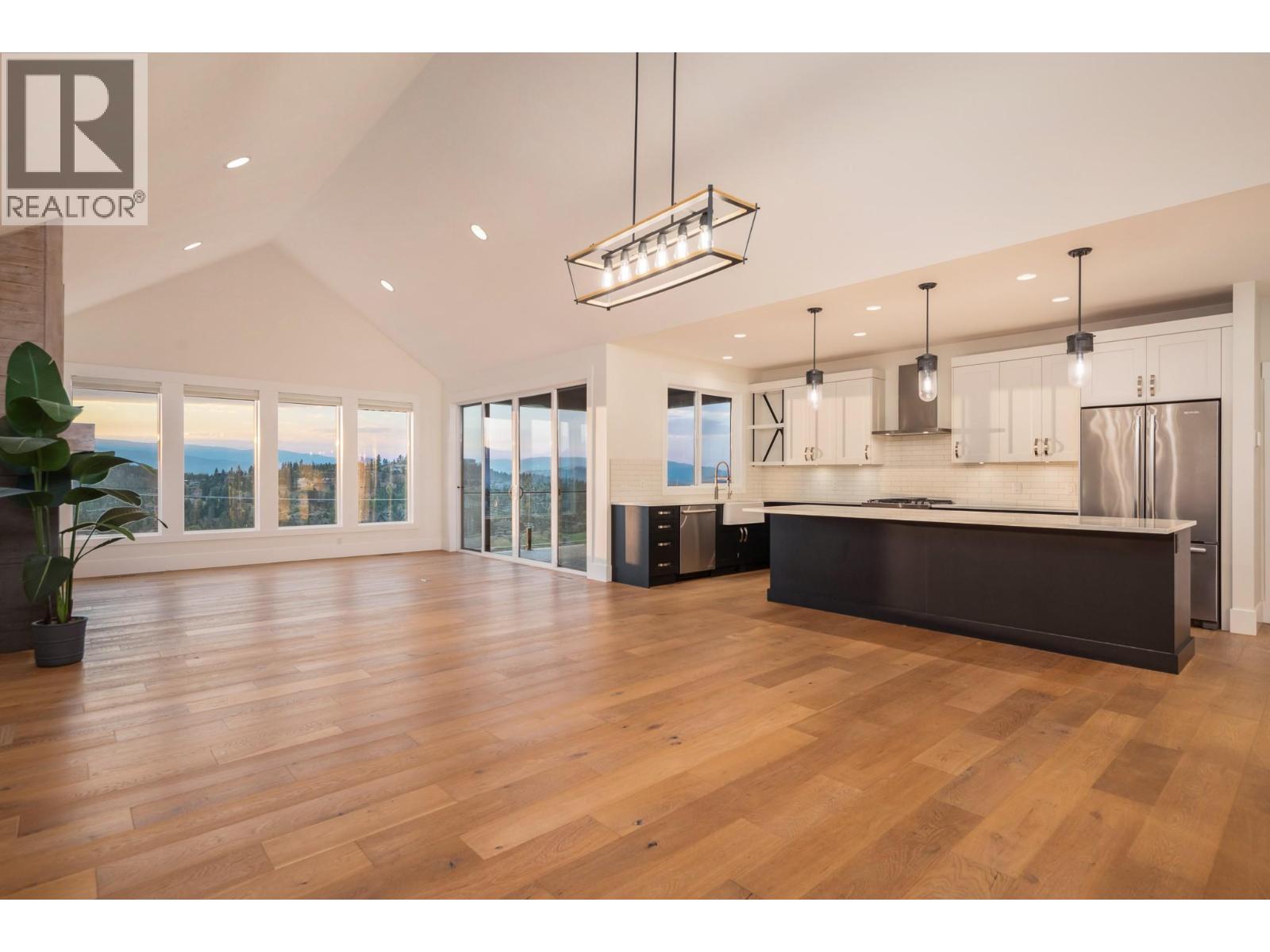 225 Dominion Way, Vernon
