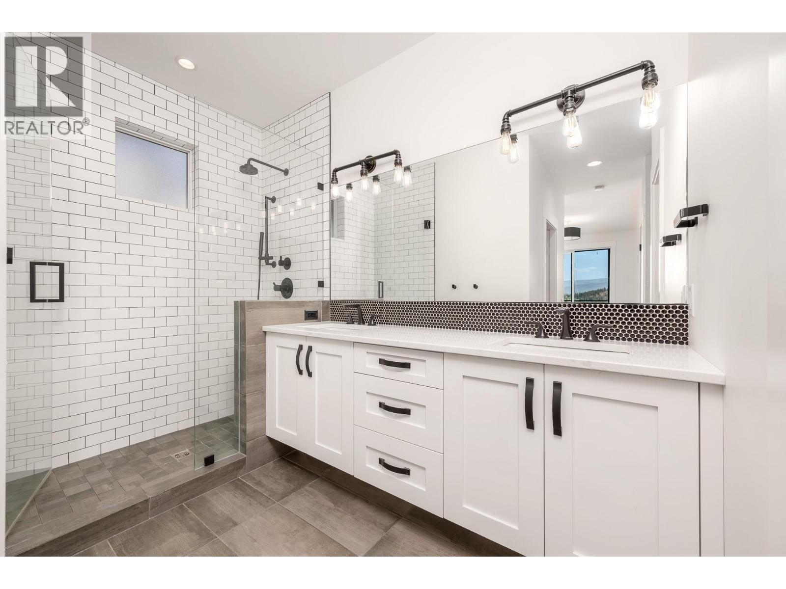 225 Dominion Way, Vernon