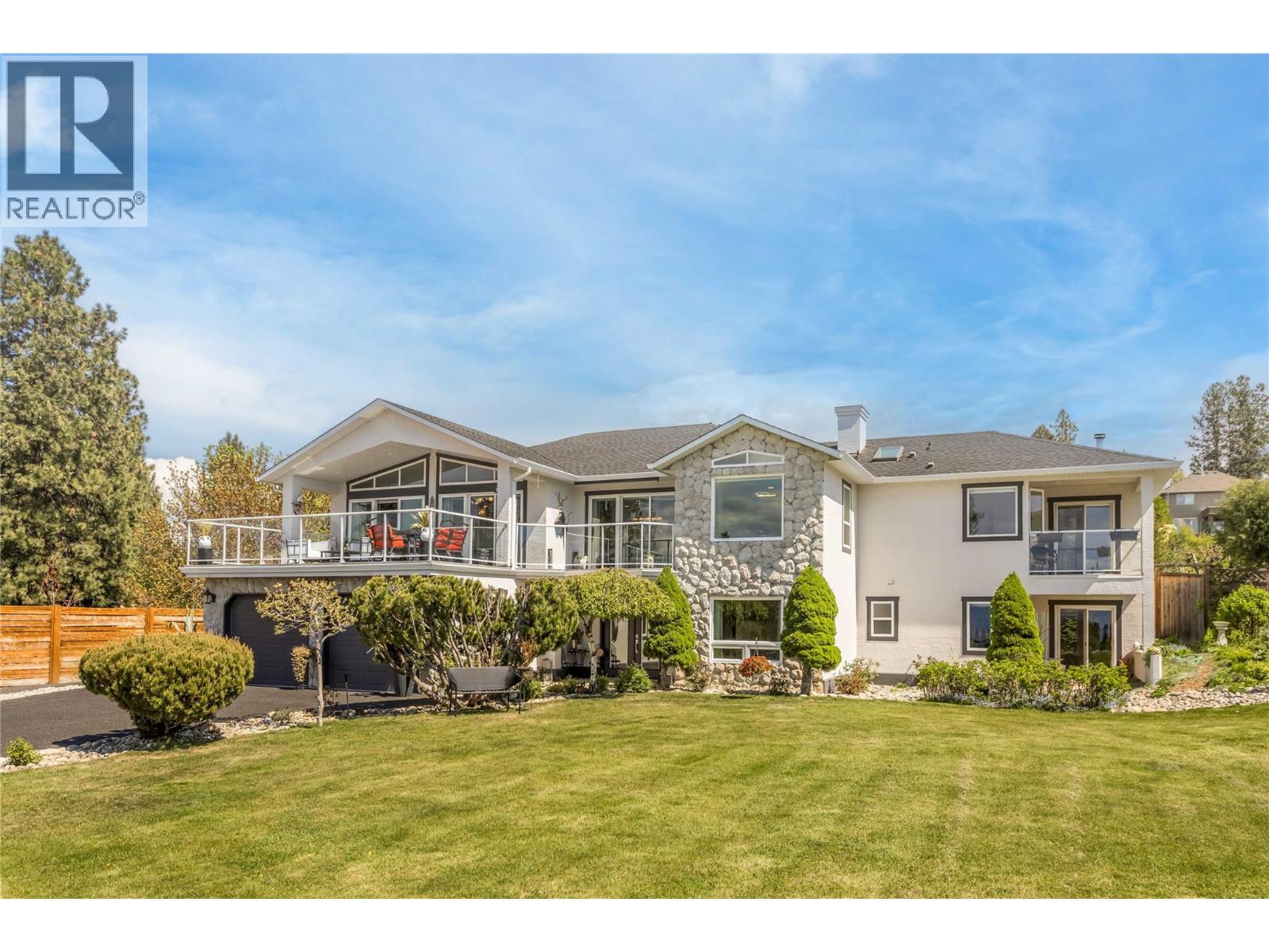 4325 Takla Road, Kelowna