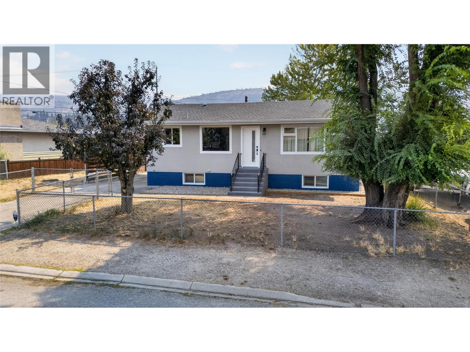 2470 McKenzie Street - 26