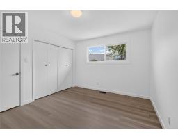 2470 Mckenzie Street, Penticton, BC V2A6H7 Photo 13