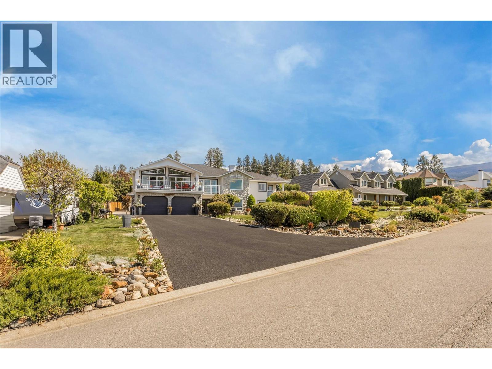 4325 Takla Road, Kelowna