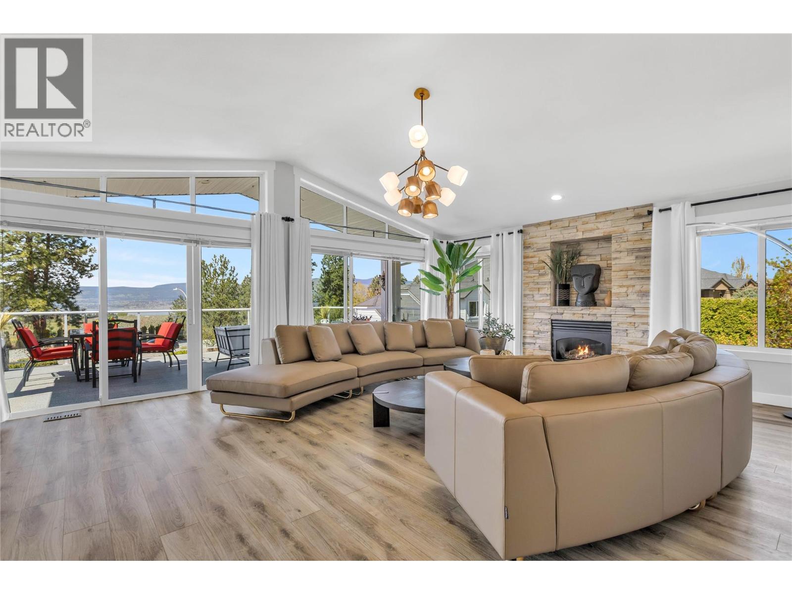 4325 Takla Road, Kelowna