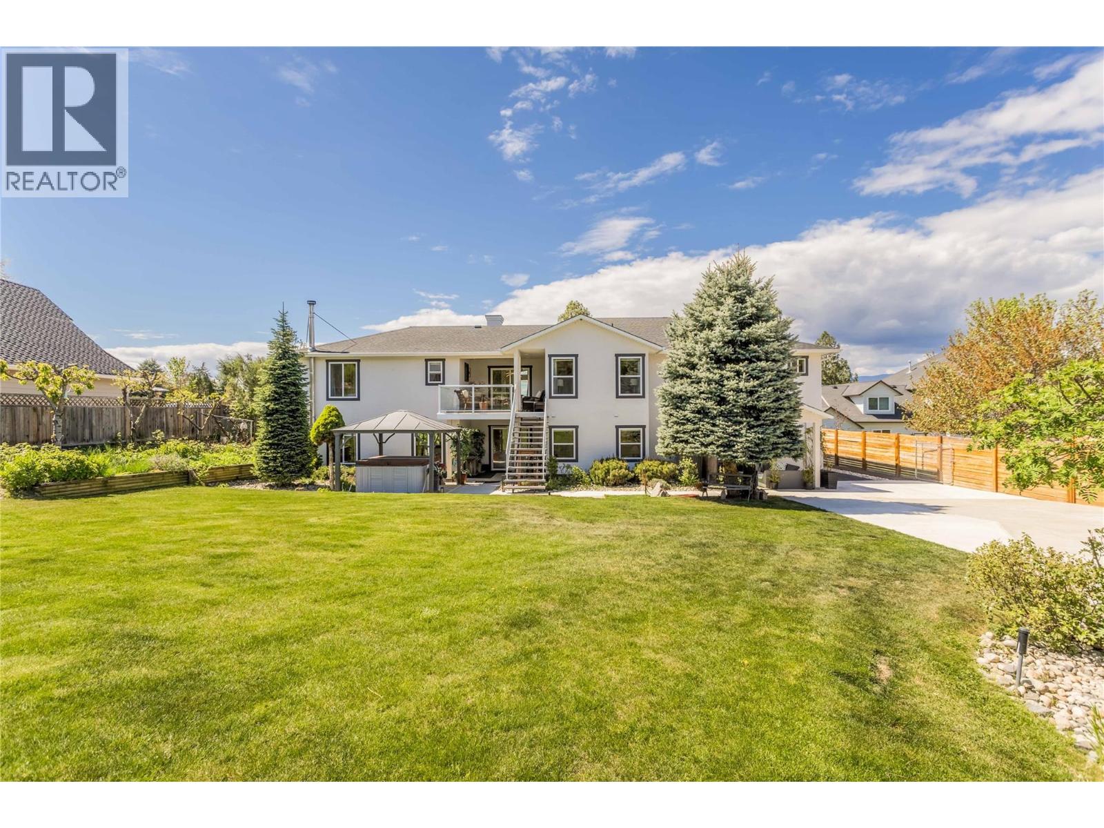 4325 Takla Road, Kelowna