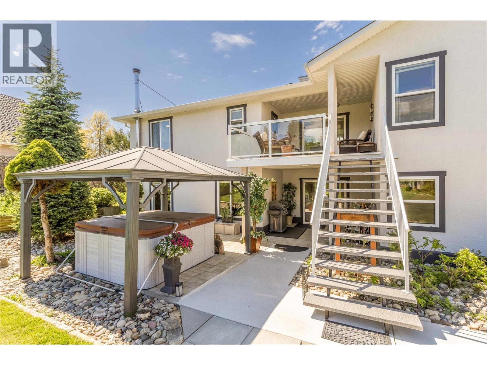 4325 Takla Road, Kelowna
