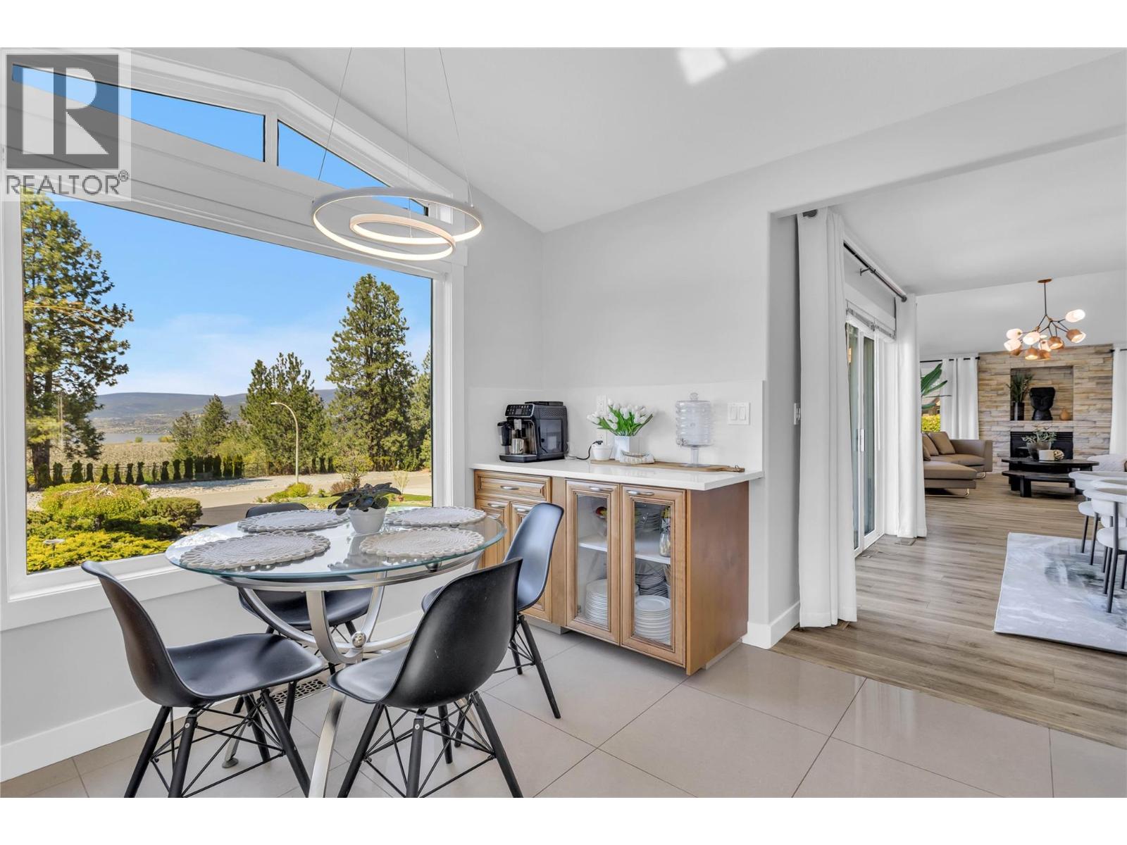 4325 Takla Road, Kelowna