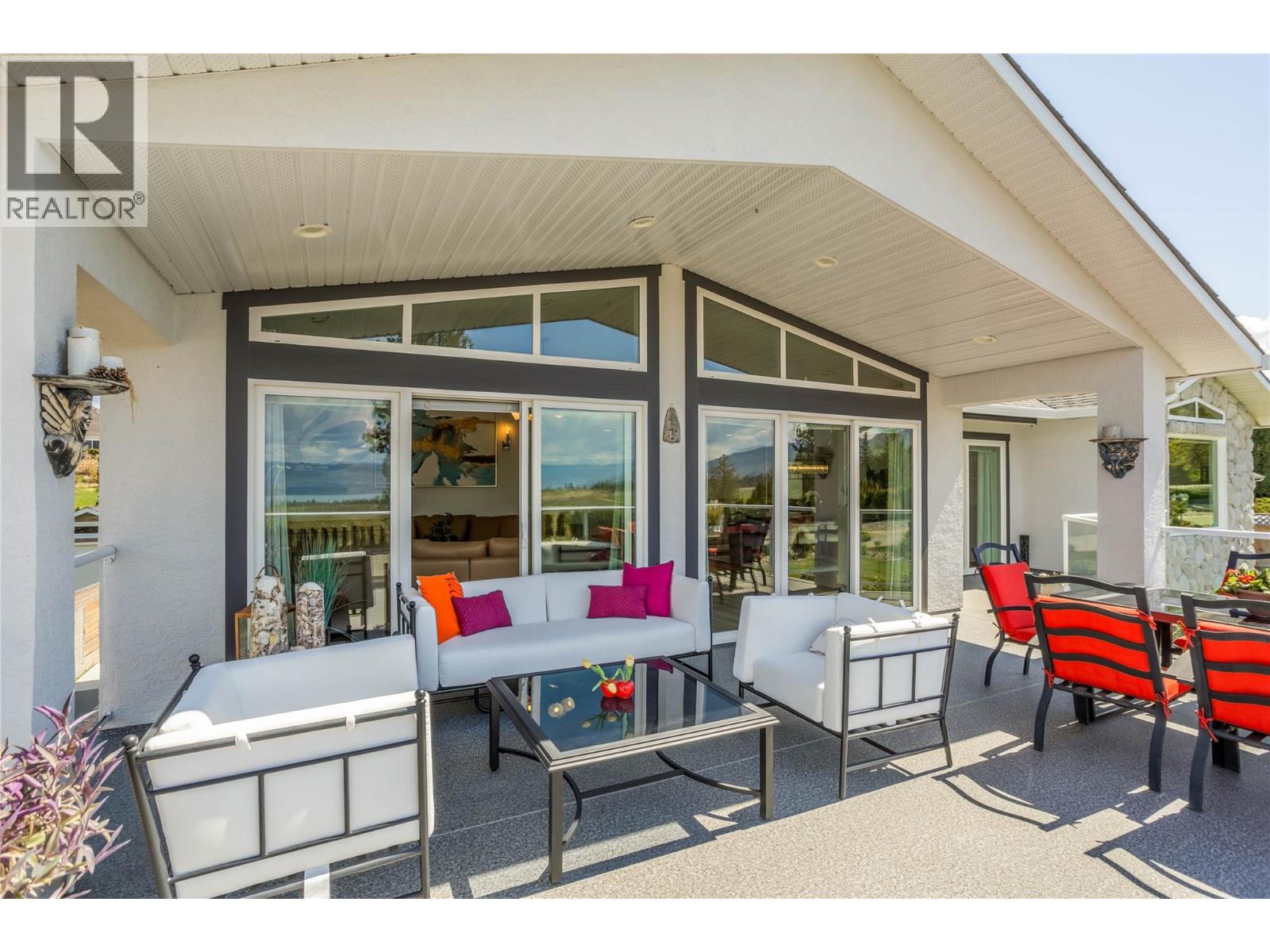 4325 Takla Road, Kelowna