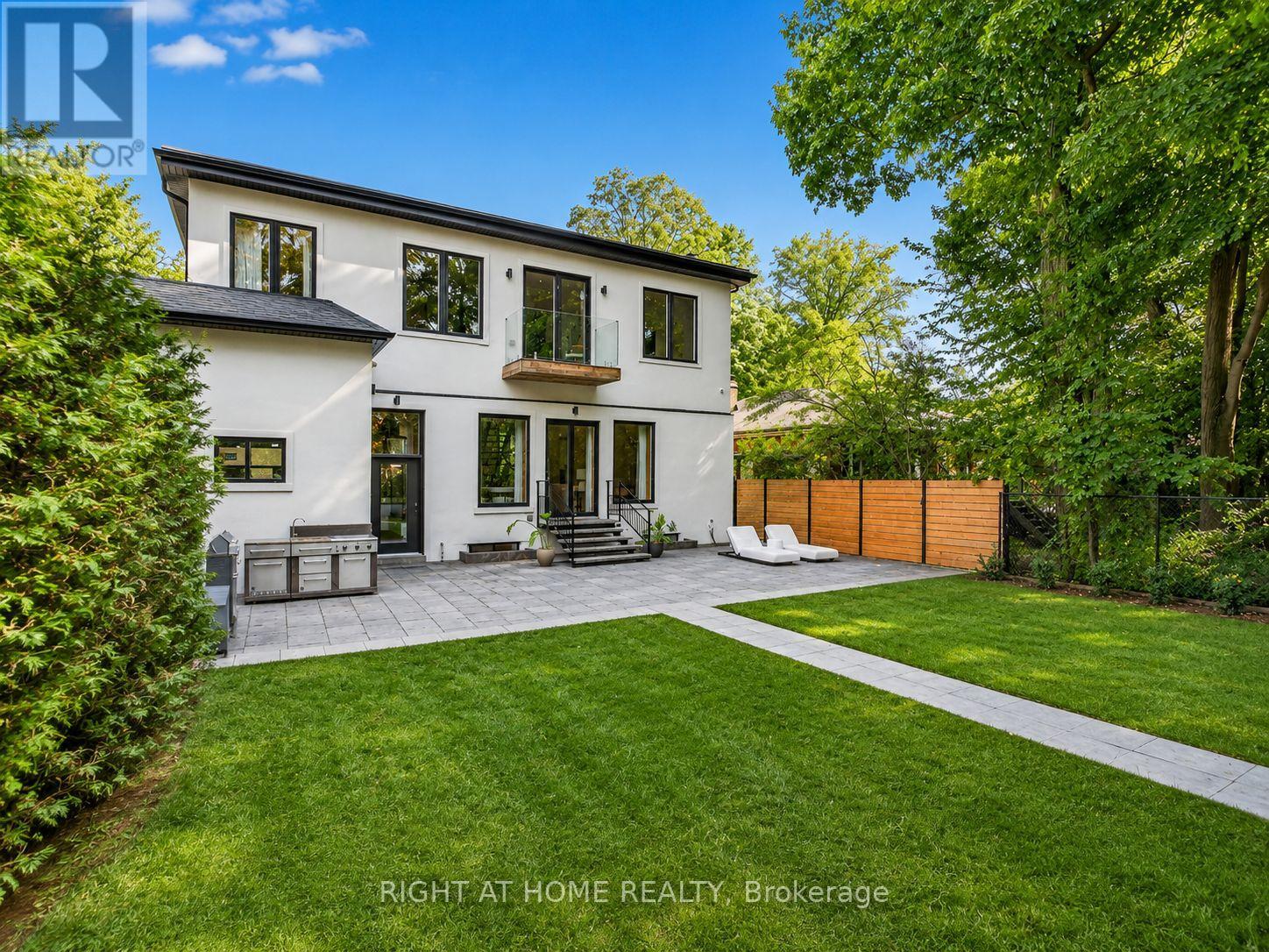 64 LARWOOD BOULEVARD - 42