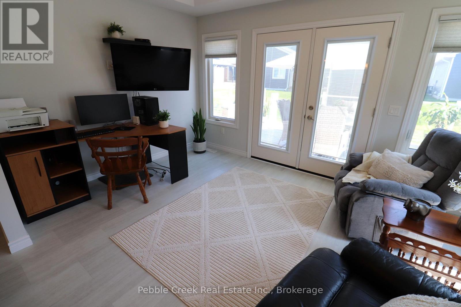96 LAKE BREEZE DRIVE - Image 23