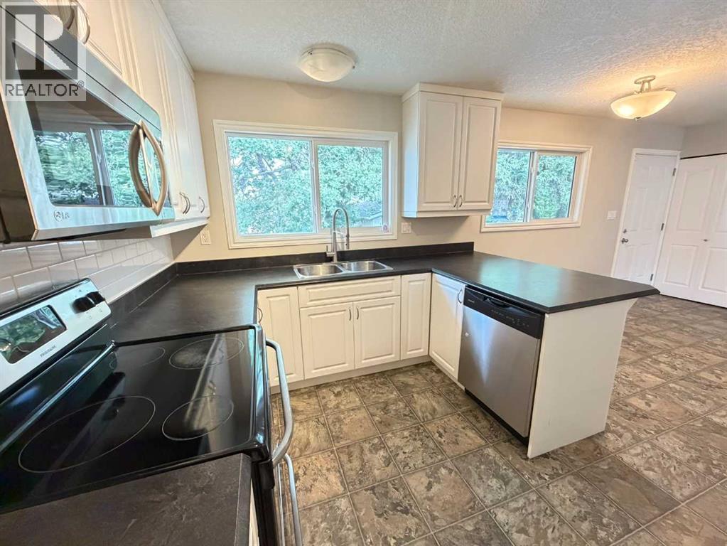 298 Mountain Street - Image 10