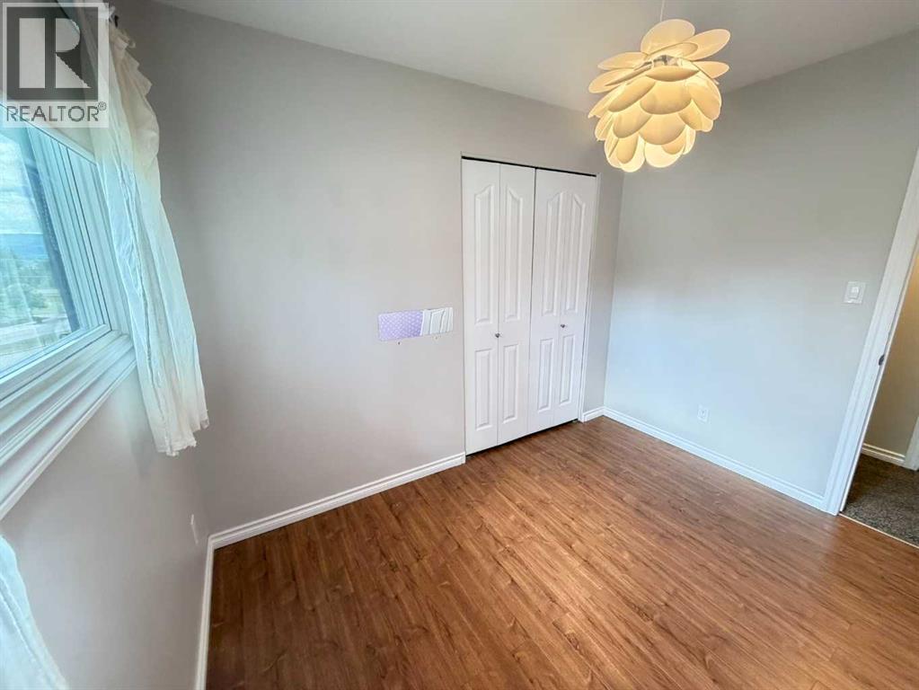298 Mountain Street - Image 19