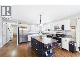 Kitchen - 620 Pleasantview Street, Lutes Mountain, NB E1G2S8 Photo 9