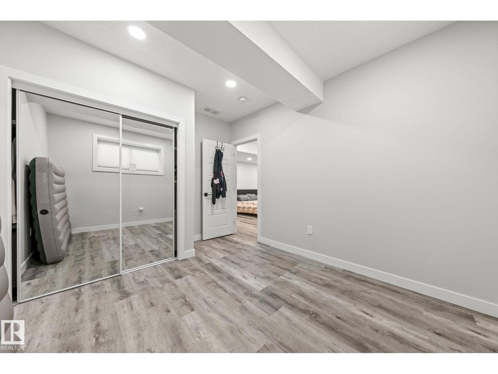 16128 31 AV SW - Image 51