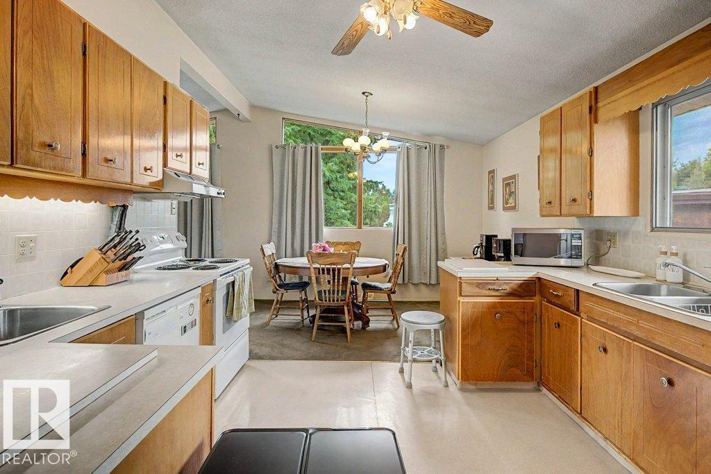 10247 63A ST NW - Image 16