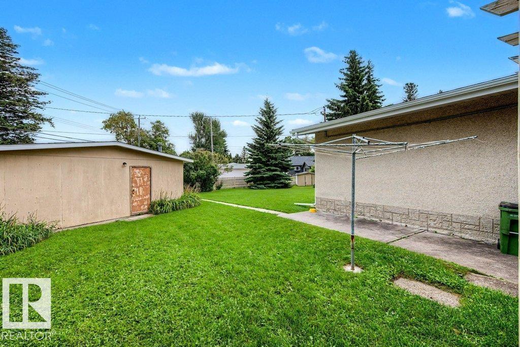 10247 63A ST NW - Image 36