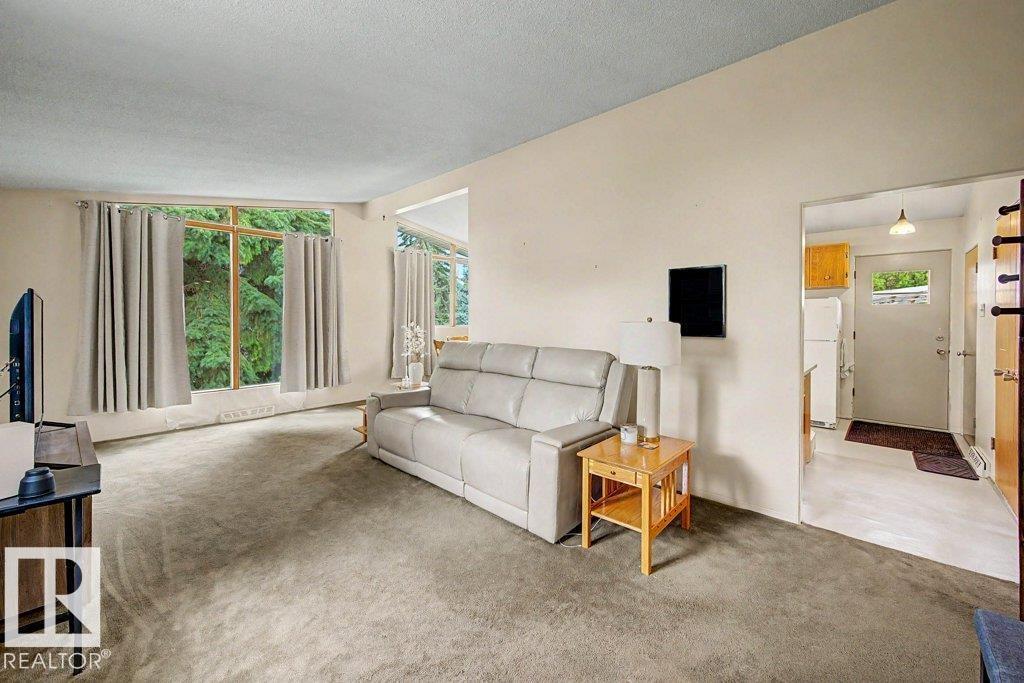10247 63A ST NW - 6