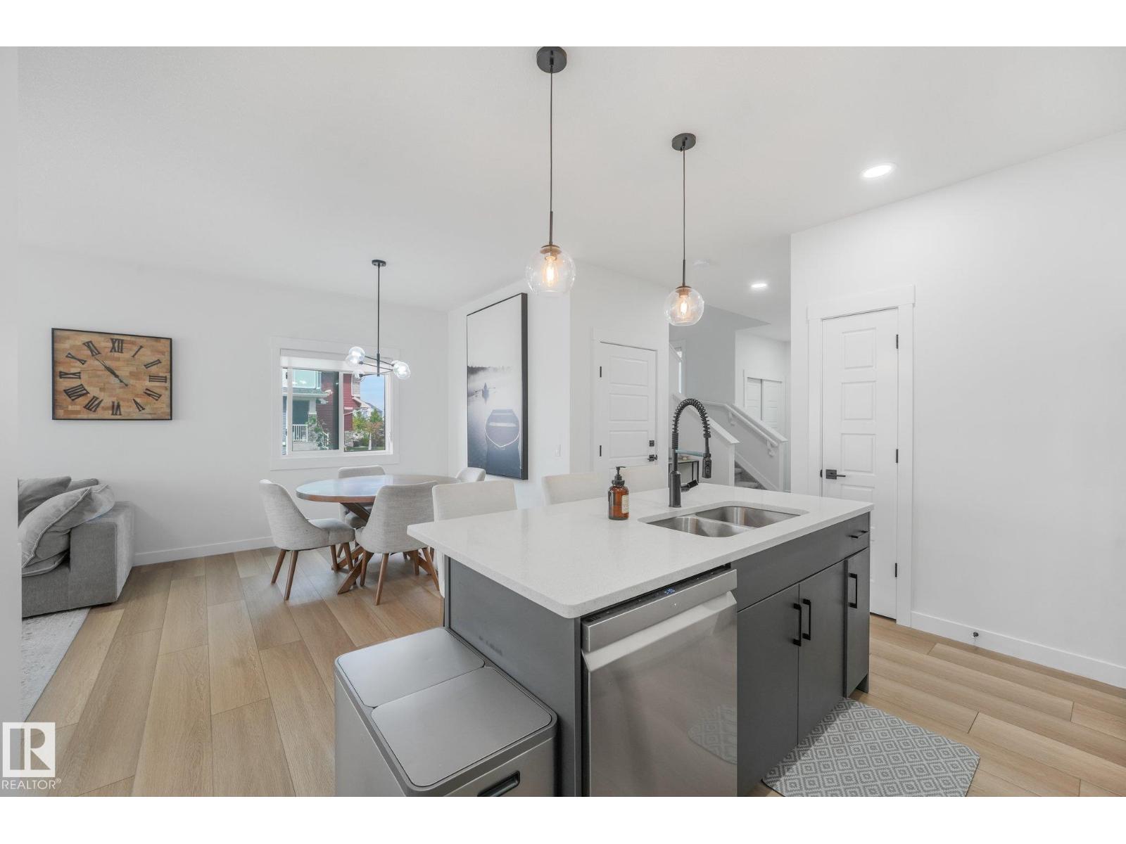 318 JENSEN LAKES BV - Image 15