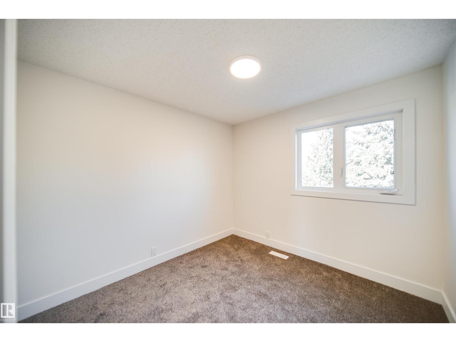 #18 14511 52 ST NW - Image 25