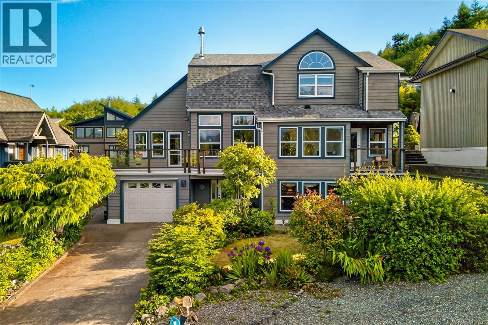 607 Pfeiffer Cres, Tofino
