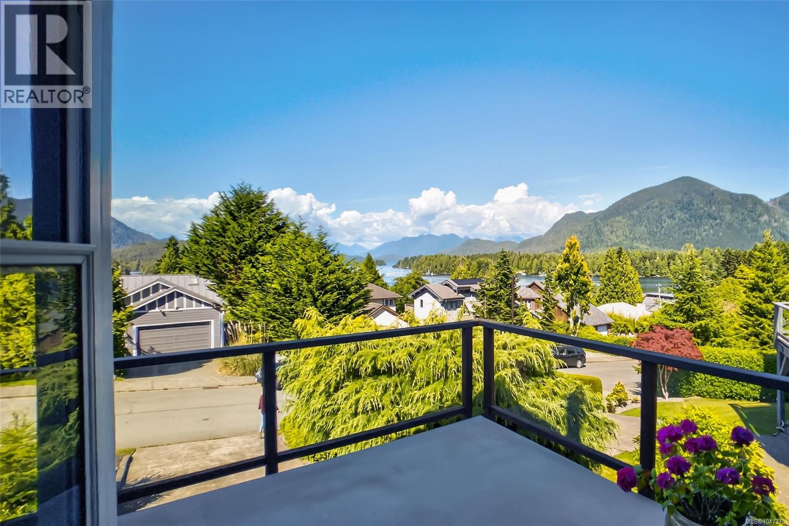 607 Pfeiffer Cres, Tofino